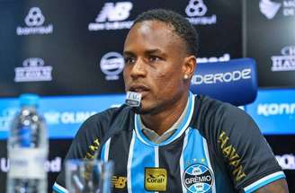 Amuzu também preocupa o técnico Luís Castro antes do Gre-Nal decisivo –