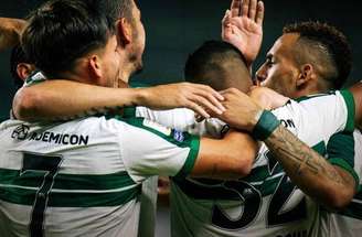 Coritiba venceu o Remo de virada no Mangueirão –