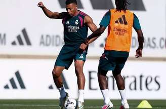 Mbappé durante treinamento pelo clube merengue –