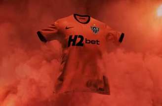 Terceiro uniforme do Atlético homenageia a torcida pela festa da ‘Rua de Fogo’ –