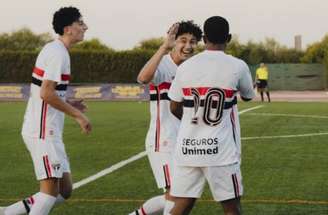Tricolor Paulista define goleada após intervalo com quatro gols –