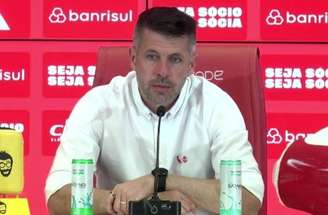 Pezzolano se lamentou pela derrota e pela eliminação do Inter na Copa do Brasil –