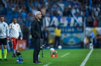 Carlos Vinicius marcou dois gols na vitória do Grêmio sobre o Inter nesta quinta – FOTO: LUCAS UEBEL/GREMIO FBPA