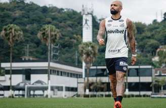Gabigol ao lado de Neymar e Arthur –