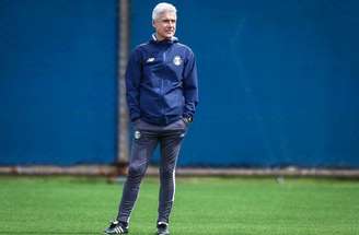 Jogadores do Grêmio retornaram aos treinos neste sábado –