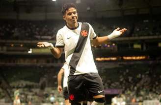 Andrey celebra o primeiro gol do Vasco contra o Palmeiras na final do Sub-20 –
