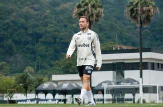 Lima e Arthur chegaram ao Santos nesta semana – Fotos Raul Baretta/ Santos FC