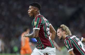 Thiago Silva volta ao time do Fluminense –