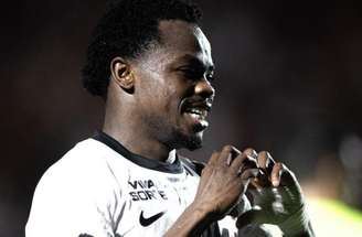 Vasco luta muito e consegue segurar o empate em 0 a 0 no El Campín. A volta será em São Januário, e uma vitória simples classifica o time para a semifinal da Sul-Americana.