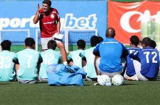 Gustavo Gómez está suspenso do próximo jogo, e Palmeiras deve fazer mudanças –