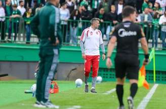Chapecoense e Internacional mediram forças neste sábado (12), pelo Brasileirão –