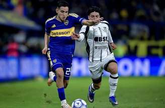 Colidio comemora gol da vitória vascaína, diante do Grêmio, em Porto Alegre –