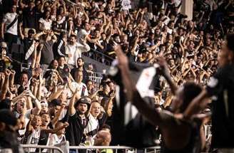 Vasco vive bom momento sob o comando do técnico Pedro Emanuel-