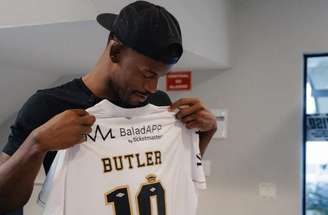 Jimmy Butler no CT Rei Pelé –