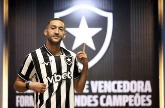 Ziyech já caiu nas graças da torcida do Botafogo –