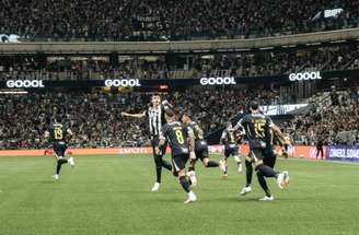 Bernard celebra um dos gols mais rápidos da história da Sula-Americana –