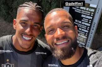 Gabriel Delfim brilha com a camisa do Atlético diante do Santos –