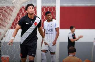 Redes sociais do Vasco mostram como foram as postagens da chuva de gols –