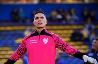 Arrascaeta se aproveitando do erro bizarro de Quintana para igualar o marcador no Maracanã –