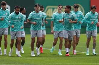 Bruno Fuchs deve ser novamente titular no sistema defensivo do Palmeiras –