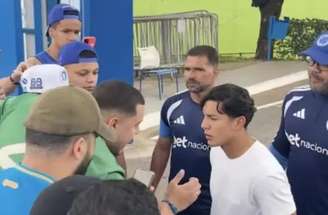 Manifestação aconteceu um dia antes do confronto pelo Brasileirão –