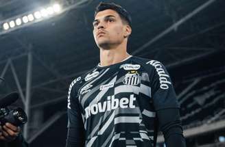 Gabriel Brazão não deve retornar aos gramados em 2026 – Fotos: Reinaldo Campos/ Santos F.C.