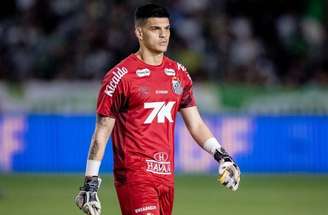 Gabriel Brazão vinha atuando no sacrifício pelo Santos –