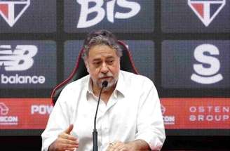 Casares é ex-presidente do São Paulo e convive com investigações do Ministério Público –