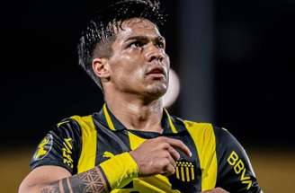 Arezo não teve boa passagem pelo Grêmio –