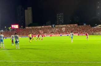 Vila Nova venceu o Londrina no Estádio Onésio Brasileiro Alvarenga, em Goiânia –
