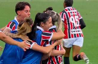 Corinthians e São Paulo mediram forças neste sábado (26), pela ida da final do Brasileiro Feminino –
