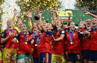 Seleção espanhola amplia domínio no futebol mundial –