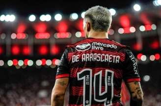 Craque do Flamengo, de Arrascaeta se machucou diante do Estudiantes, em abril –