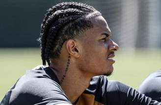 Newton chegou ao clube em julho de 2026 –