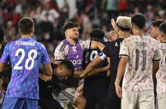 Confusão entre os jogadores marcou o fim do amistoso entre Estados Unidos e Chile-