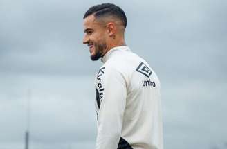 Coutinho treinou bem durante a semana no CT Rei Pelé –