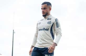 Coutinho ganhou espaço após apresentar evolução nos últimos treinamentos –
