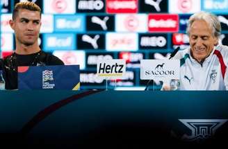 Jorge Jesus durante entrevista coletiva de Portugal, após vitória sobre a Noruega –