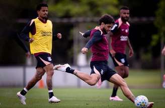 Yuri Alberto retorna ao Corinthians também pendurada –