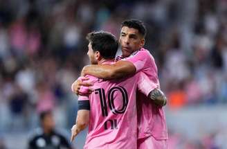Suárez se declara a Messi antes do último jogo pela Argentina –