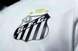 Santos vai estampar marca do novo patrocinador no calção, diante do Flamengo –