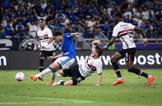 Kaio Jorge vibra. Afinal, foi dele o primeiro gol do Cruzeiro sobre o irregular São Paulo. 