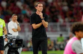 Marca, jornal espanhol, exalta bom início de trabalho de Filipe Luís no Monaco –