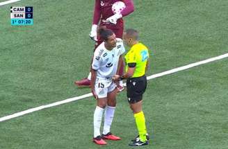Luan Peres entrou no lugar de Arão e assumiu a função na equipe santista –