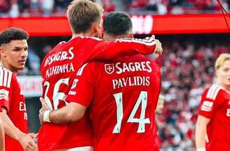 Samuel Dahl festeja seu gol na vitória do Benfica sobre o Vitória de Guimarães –