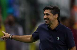 Paulinho, do Palmeiras, retornou aos gramados, mas perdeu um pênalti –
