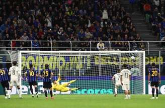 Lautaro faz grande jogada e marca o primeiro gol da Inter. Mas, no fim, deu Brugge: 4 a 3.