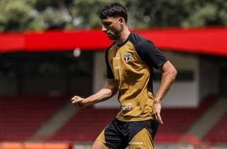Luciano sofreu lesão contra o Santos e não enfrentou o Vitória –
