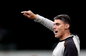 Torcida do Botafogo marca presença no Major Couto Pereira –