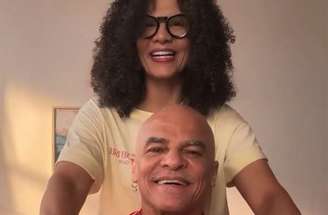Ícone do futebol colombiano surpreende nas redes sociais –